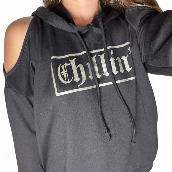 Black cold shoulder cropped hoodie - Picture 1 of 2